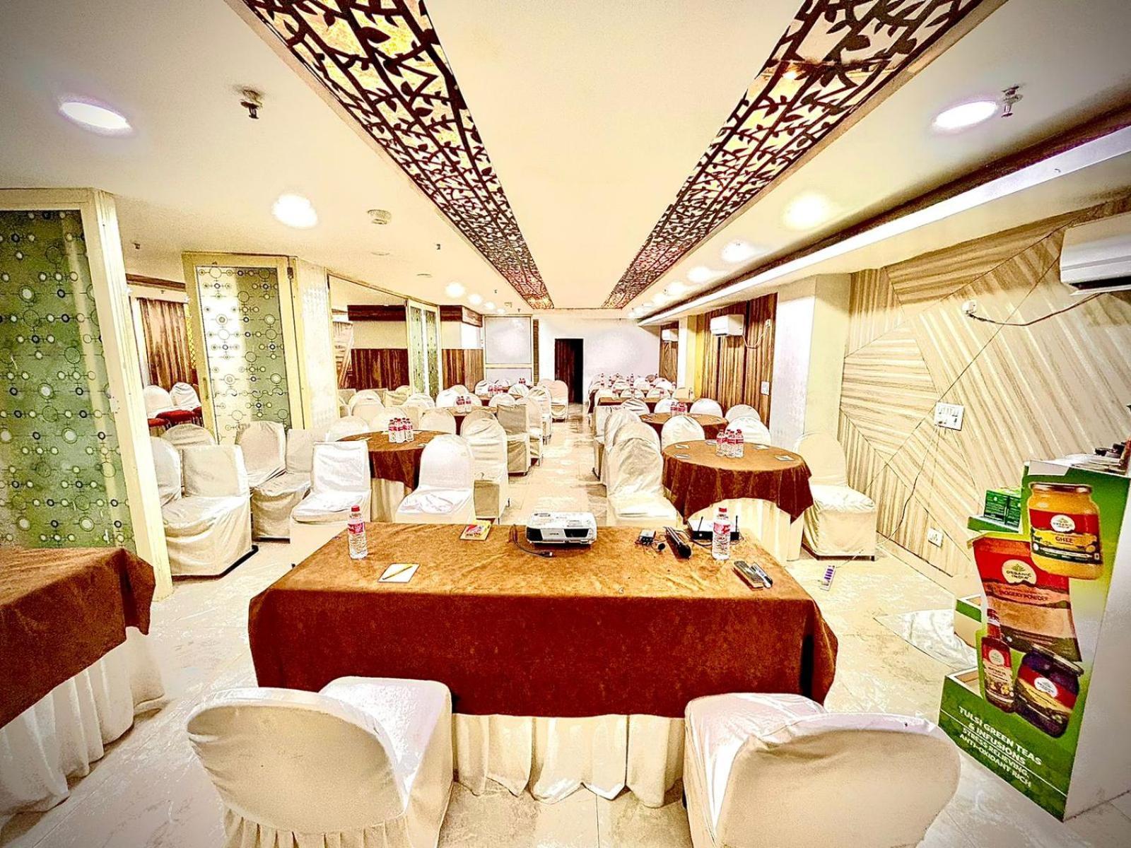 The Tomar Hospitality Hotel New Delhi Luaran gambar